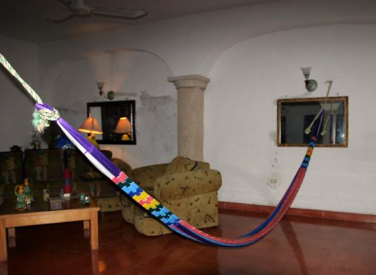 Гамак в комнате отдыха отеля. Мерида.