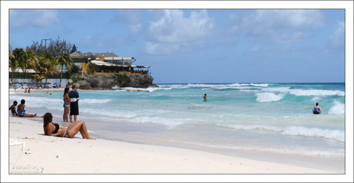 Южное побережье острова.