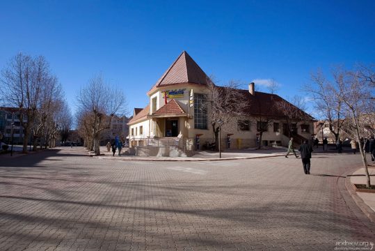 На улицах города Ifrane.