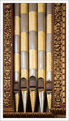 Трубы органа в Меските.