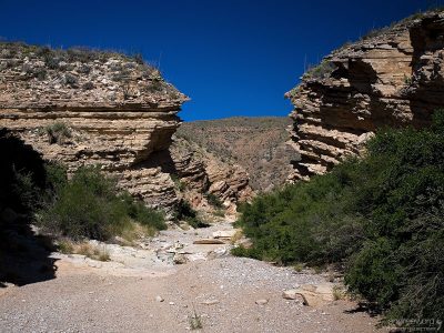 Вход в необычный каньон Эрнста (Ernst Canyon).