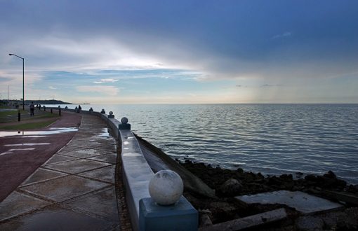 Извилистая набережная в Кампече.