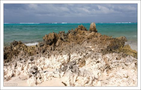 Причудливая эрозия камня.