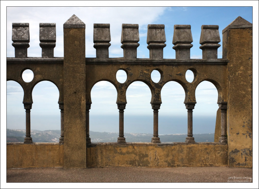 Арочная терраса. Palácio Nacional da Pena.