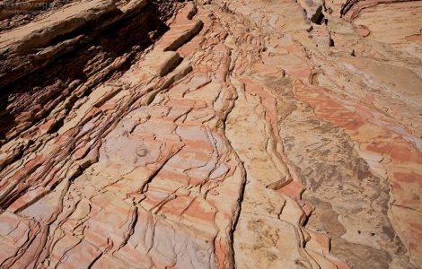 Структура слоев каньона Эрнста.