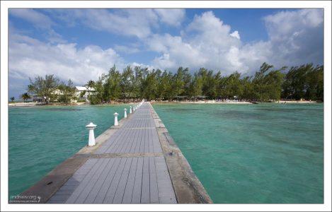 Пирс на Rum point.