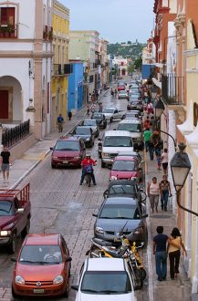 Улица, ведущая к центральной площади. Кампече.