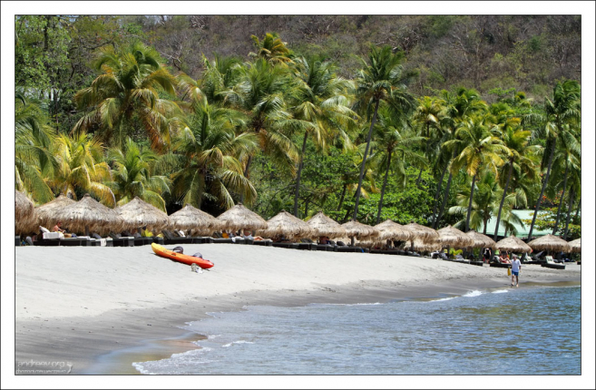 Один из лучших пляжей на Карибах - Ансе Частанет.