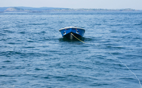 Лодка для высадки на Макиас-Сил.