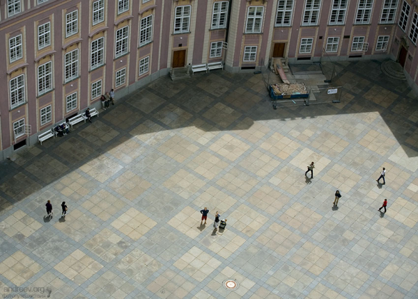 Третий двор Града с высоты главной башни собора Св. Вита.