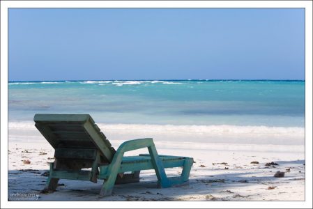 Сядь и расслабься! Пляж Time n' Place.