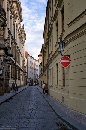 Узкие улочки Праги.