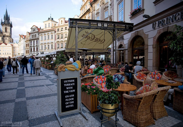 Уличное кафе на Староместской площади.