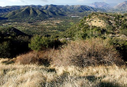 Начало горной системы Сьерра-Невада.