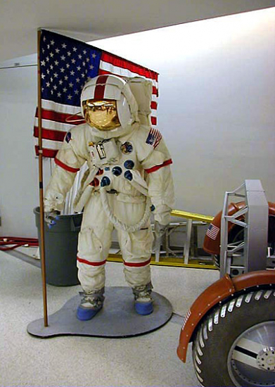 Костюм американского лунонавта. Музей морской авиации в Пенсаколе.