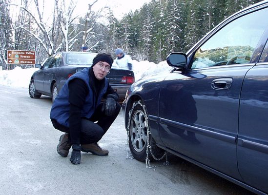 Въезд в парк зимой без цепей запрещен.