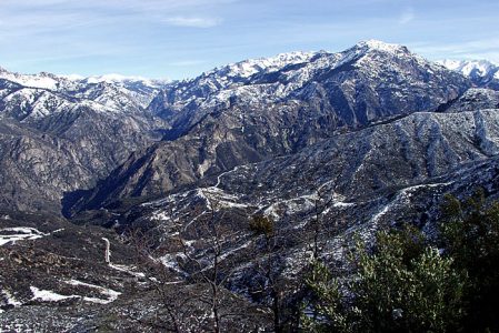 Примыкающий к парку Kings Canyon.