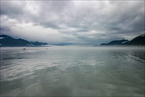 Залив Воскресения (Resurrection Bay).