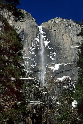 Водопад "Фата невесты".