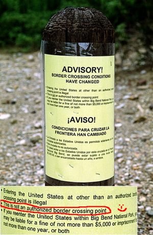 Нелегальный пункт перехода границы из Мексики в США.