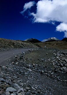 По пути на вершину горы Mauna Kea.