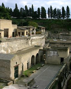 Один из зажиточных домов древнего Геркуланума.
