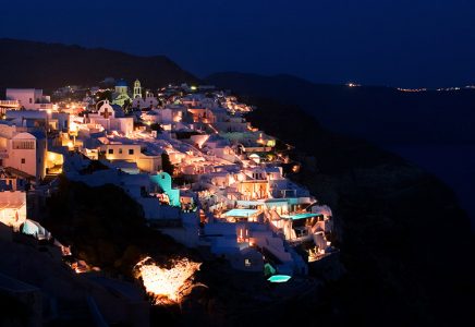 Ночные огни острова.