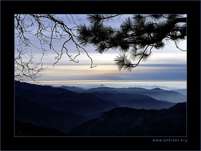 Закат в горах Сьерра Невада.