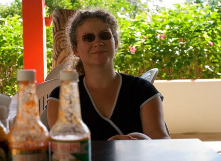 В ресторане "Cheer's".