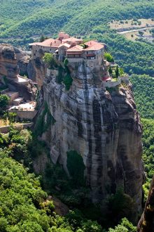 Монастырь Moni Varlaam (основан в 1518 году). Метеоры.