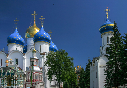 Ансамбль храмов в Троице-Сергиевой Лавре.