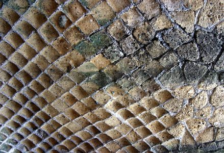 Ячеистая структура стен древних домов, Геркуланум.