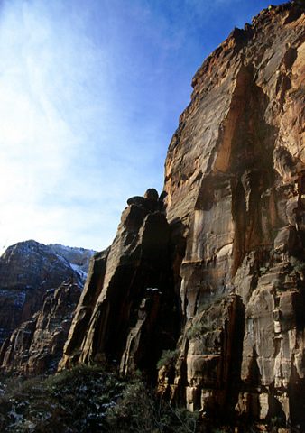 Тропа к "Плачущей скале".