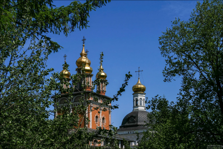 Купола Надвратной церкви. Троице-Сергиева Лавра.