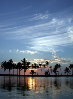 Пляж 'Anaeho'omalu - рай для фотографа закатов.