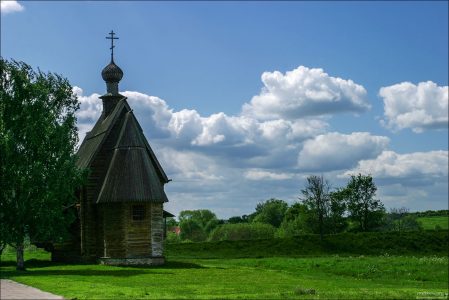 Никольская церковь из села Глотова Юрьев-Польского района (1766 г.). Суздаль.