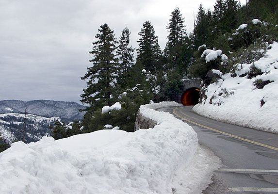 Туннель в северную часть парка.