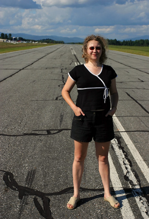 На взлетном поле.