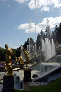 Скульптуры Большого каскада.