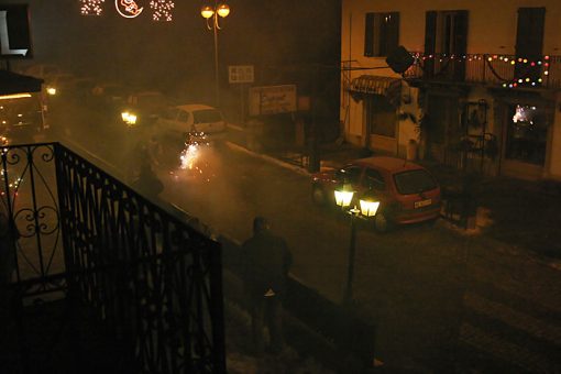 Улочка перед отелем "Valdotain".