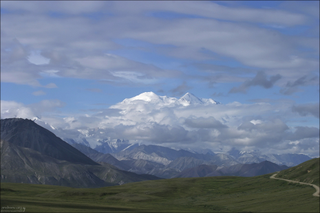 Мак-Кинли - самая высокая гора в США (6193 метра).