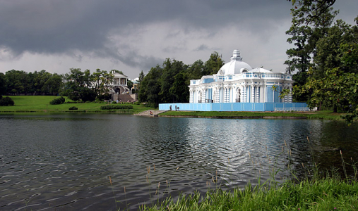 Перед дождем. Павильон "Грот". Пушкин.