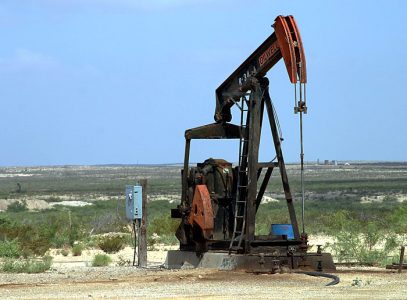 Автоматическая нефтяная скважина.