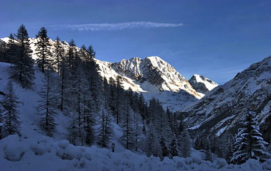 Дорога в долину Rhemes Notre-Dame.