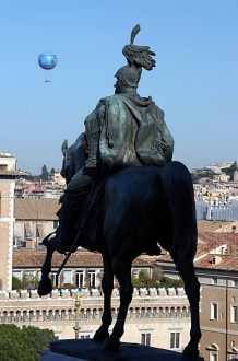 Виктор Эммануэль и воздушный шар.