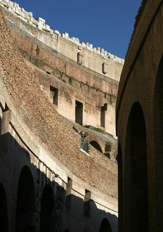 Внутренние коридоры Колизея.