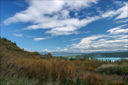 Вверх по тропе на гору Dumpling Mountain.
