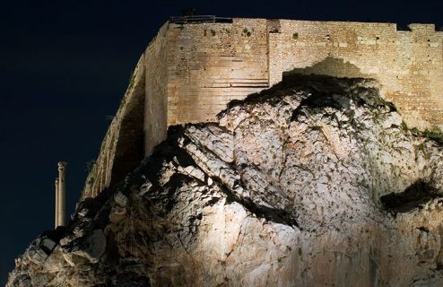 Неприступные стены Акрополя.