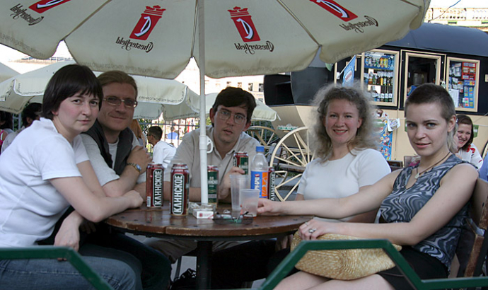 Встреча друзей у Казанского: Аня, Денис, Илья, Катя, Аня.