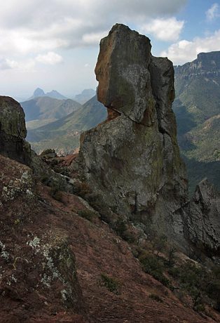 Наверху в горах Chisos Mountains. Тропа Lost mine trail.